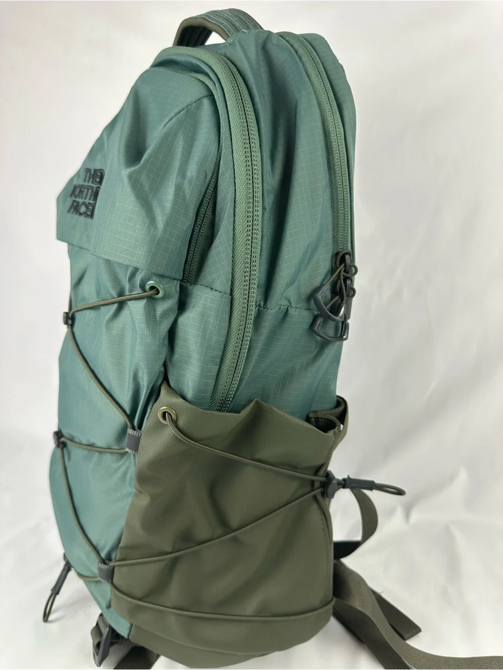 The North Face Borealis Backpack 28L Duck Green/New Taupe Green NWT